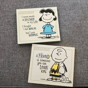 Hallmark branded Peanuts decor